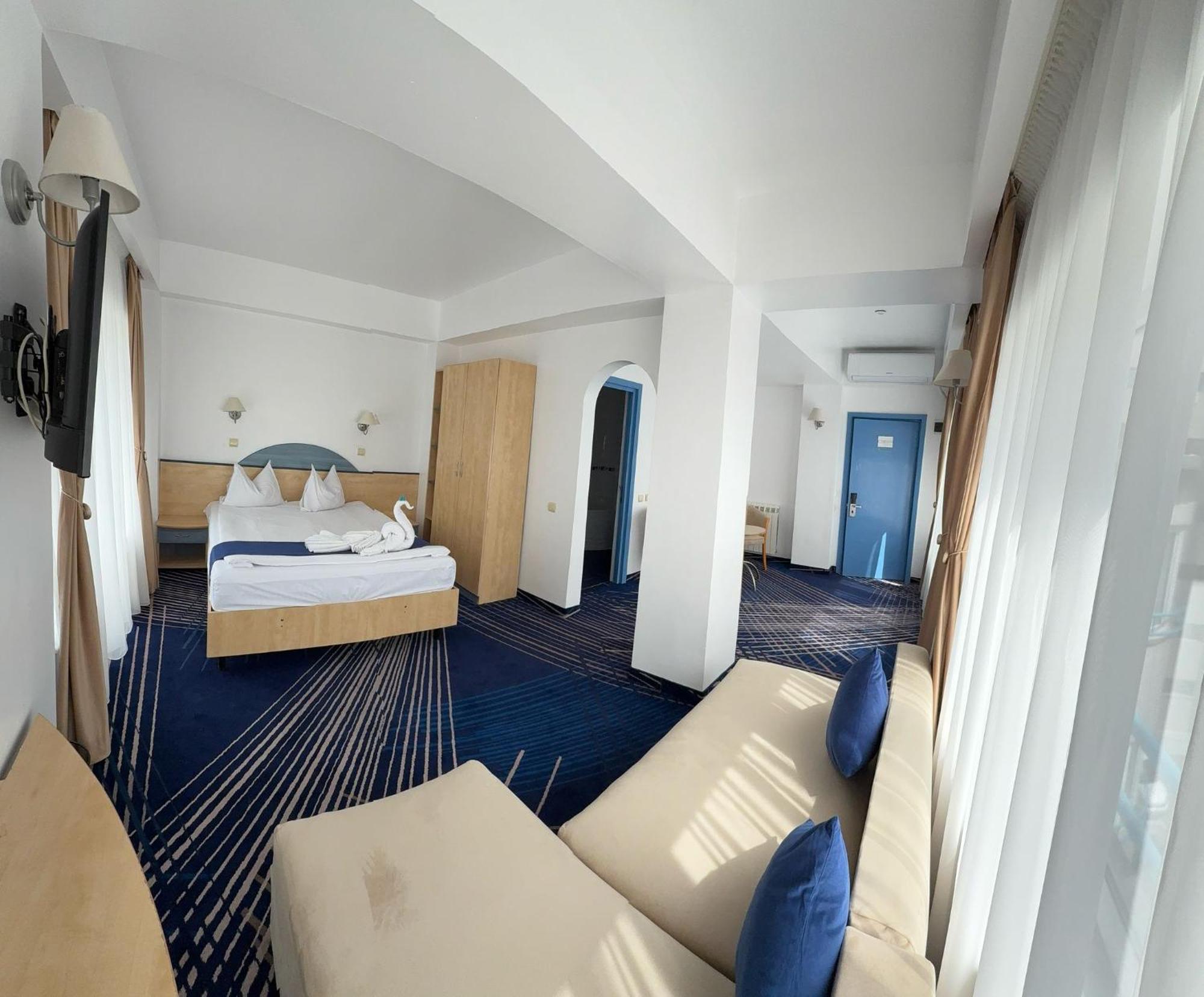 Briza Boutique Hotel Mamaia Extérieur photo