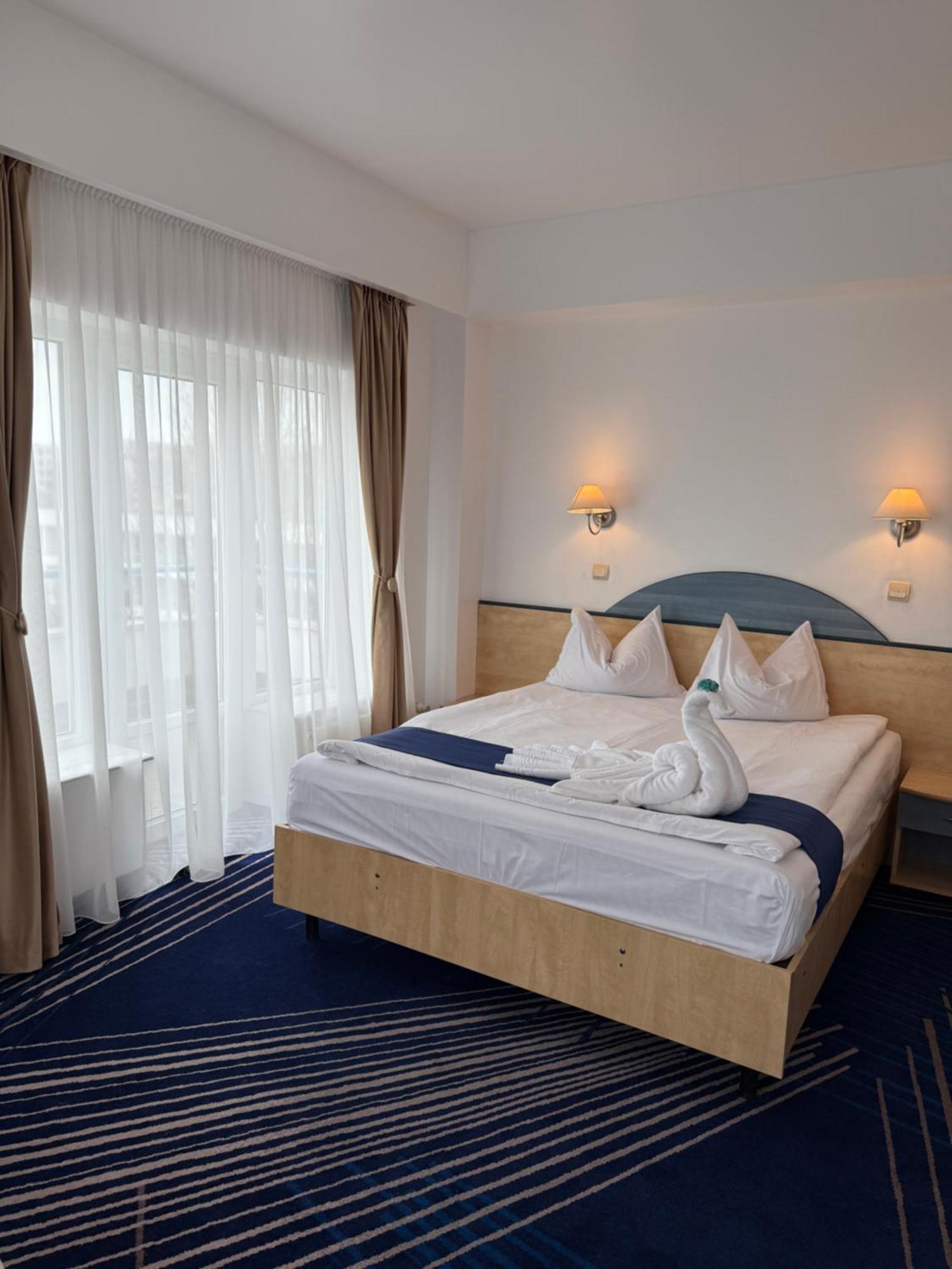 Briza Boutique Hotel Mamaia Extérieur photo